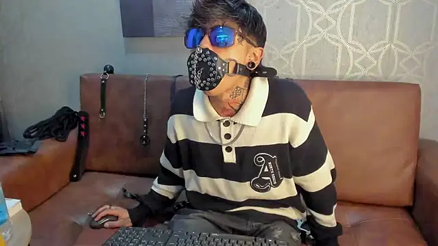 Snapshot of AcidMilo chatting on 12-09-24, 05:18 AcidMilo online show from 12-09-24, 05:18