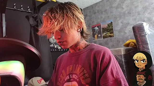 Snapshot of AcidMilo chatting on 10-30-25, 05:46 AcidMilo online show from 10-30-25, 05:46