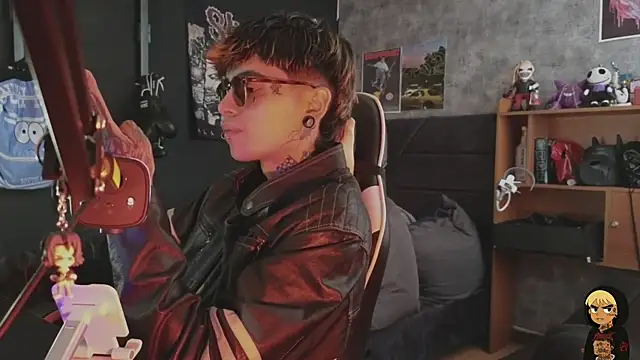 Snapshot of AcidMilo chatting on 01-13-26, 03:50 AcidMilo online show from 01-13-26, 03:50