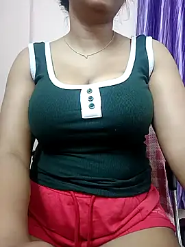 Snapshot of Nia__09 chatting on 02-11-25, 06:11 Nia 09 online show from 02-11-25, 06:11