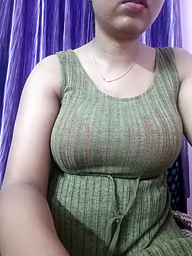 Snapshot of Nia__09 chatting on 09-14-25, 07:35 Nia 09 online show from 09-14-25, 07:35