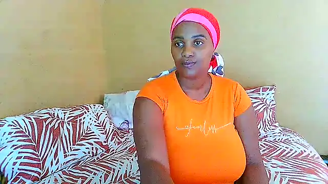 Snapshot of Charlie-Crawford chatting on 03-17-25, 02:23 Charlie-Crawford online show from 03-17-25, 02:23