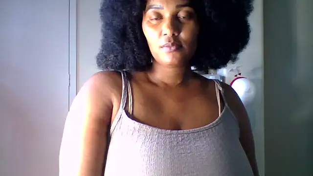 Snapshot of Charlie-Crawford chatting on 02-21-26, 02:40 Charlie-Crawford online show from 02-21-26, 02:40