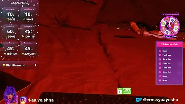 Snapshot of CrossyAayesha chatting on 12-13-25, 08:14 CrossyAayesha online show from 12-13-25, 08:14