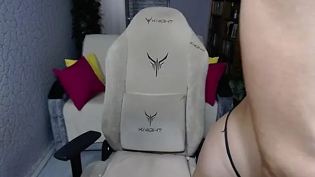 lillit  gold online show from 10-09-25, 02:26