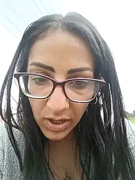 Snapshot of alma_blue chatting on 12-15-24, 03:20 alma blue online show from 12-15-24, 03:20
