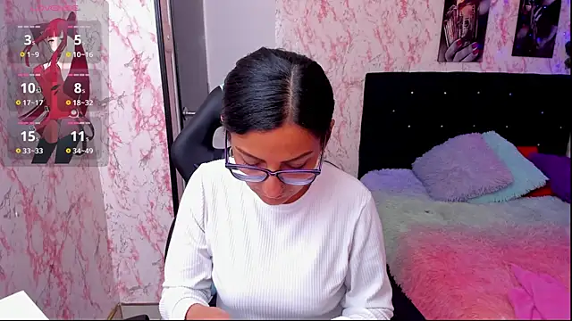 Snapshot of alma_blue chatting on 02-01-25, 02:45 alma blue online show from 02-01-25, 02:45