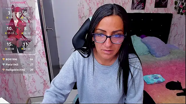 Snapshot of alma_blue chatting on 02-10-25, 07:38 alma blue online show from 02-10-25, 07:38