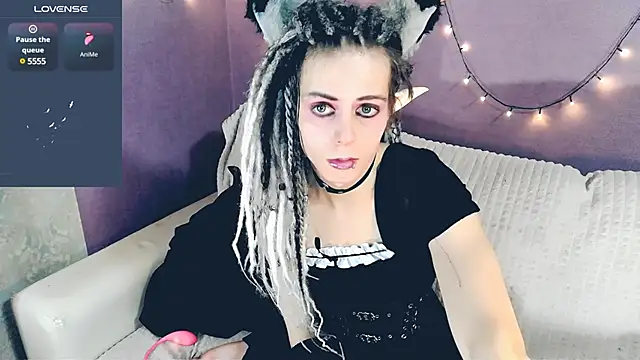 Littlepinkcat online show from 02-20-25, 01:19