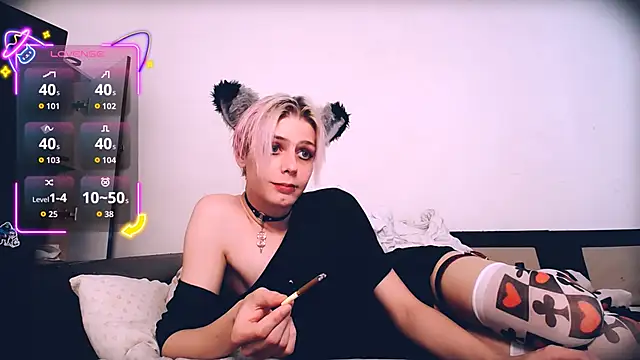 Littlepinkcat online show from 06-08-26, 01:20