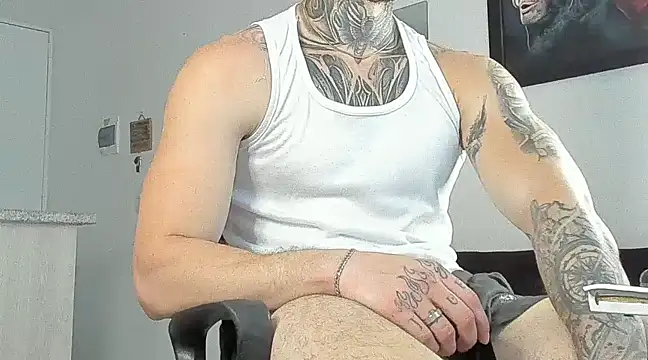  jamesleandros1 online show from 02-23-25, 09:37