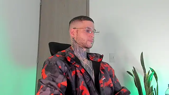  jamesleandros1 online show from 03-05-26, 01:01