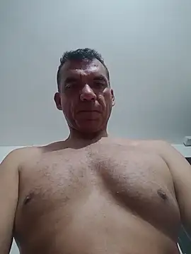 Snapshot of Daddy1972 chatting on 11-14-25, 03:16 Daddy1972 online show from 11-14-25, 03:16