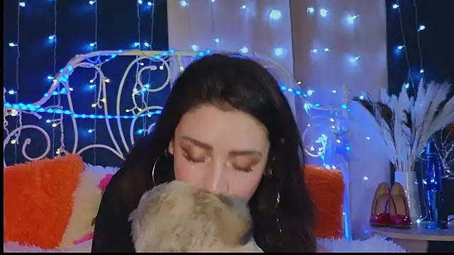 Snapshot of Funny_Bunny chatting on 01-31-25, 01:43 Funny Bunny online show from 01-31-25, 01:43