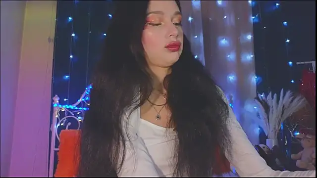 Snapshot of Funny_Bunny chatting on 02-15-25, 10:52 Funny Bunny online show from 02-15-25, 10:52