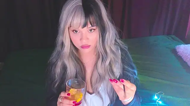 Malika uAngel online show from 12-13-25, 09:53