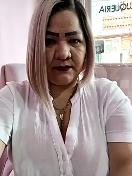 Dalessa Bigtits online show from 04-24-26, 09:06