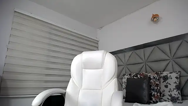 nana levy online show from 01-30-25, 04:37