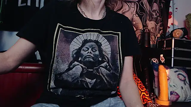 Silentmary online show from 02-01-26, 01:42