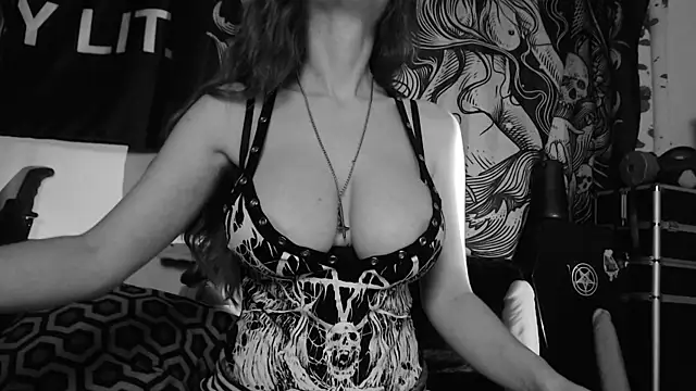 Silentmary online show from 07-08-26, 01:37