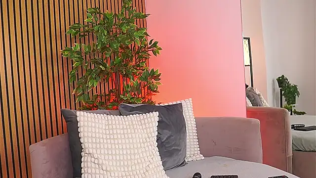 Avril Cyrus online show from 04-22-26, 07:22