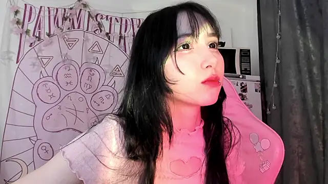 Snapshot of Holy420lolii chatting on 02-03-26, 06:46 Holy420lolii online show from 02-03-26, 06:46