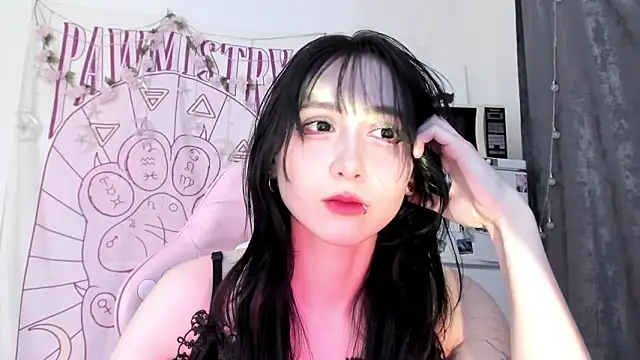 Snapshot of Holy420lolii chatting on 02-09-26, 07:51 Holy420lolii online show from 02-09-26, 07:51