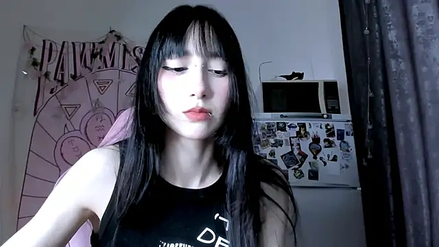 Holy420lolii online show from 05-15-26, 03:41