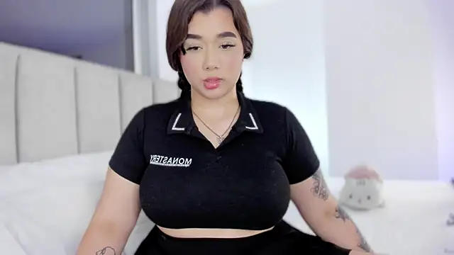 Foxxy222  online show from 12-27-24, 12:50