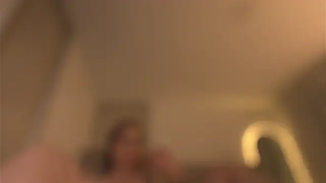 Foxxy222  online show from 04-06-26, 04:46