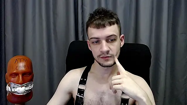 Snapshot of _Damien_thorn_ chatting on 12-15-25, 03:11 Damien thorn online show from 12-15-25, 03:11