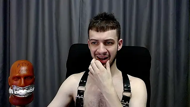 Snapshot of _Damien_thorn_ chatting on 12-19-25, 03:02 Damien thorn online show from 12-19-25, 03:02