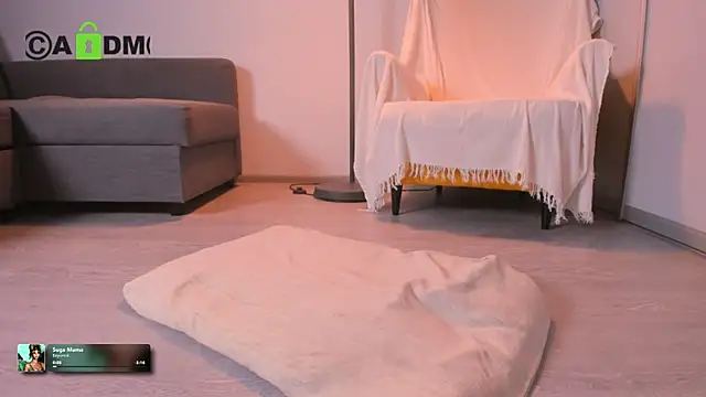 Snapshot of Oh_My_God_ chatting on 04-05-26, 05:54 Oh My God online show from 04-05-26, 05:54