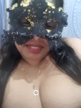 Snapshot of chubby_wife chatting on 05-09-26, 05:07 chubby wife online show from 05-09-26, 05:07