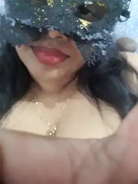 Snapshot of chubby_wife chatting on 06-04-26, 11:27 chubby wife online show from 06-04-26, 11:27