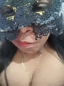 Snapshot of chubby_wife chatting on 07-01-26, 02:57 chubby wife online show from 07-01-26, 02:57