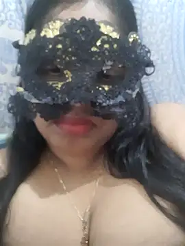 Snapshot of chubby_wife chatting on 07-23-26, 01:31 chubby wife online show from 07-23-26, 01:31
