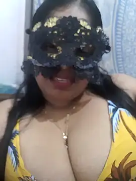 Snapshot of chubby_wife chatting on 07-28-26, 03:08 chubby wife online show from 07-28-26, 03:08