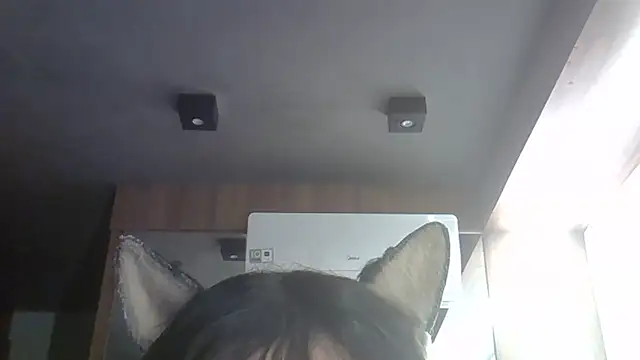 Skinny-Kitten online show from 04-27-26, 09:24