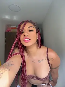 ATENEA SEXXXY online show from 05-14-26, 06:58