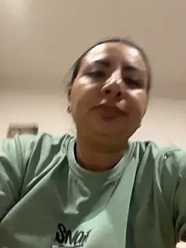 Abril Luv online show from 09-21-25, 11:39