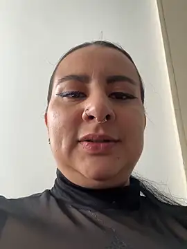 Abril Luv online show from 02-17-26, 01:18