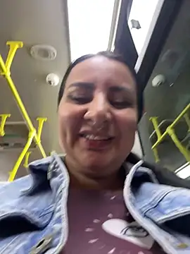 Abril Luv online show from 07-08-26, 01:32