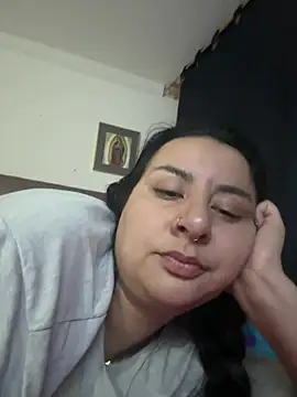 Abril Luv online show from 07-20-26, 12:47