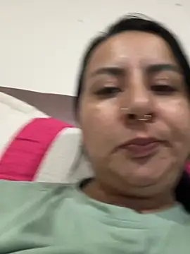 Abril Luv online show from 07-23-26, 01:58