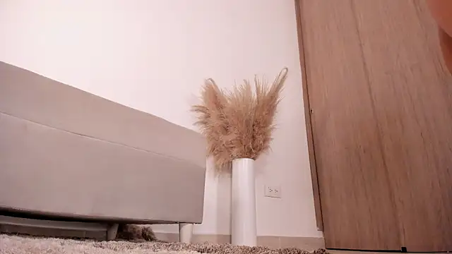 Snapshot of wandathompson_ chatting on 02-27-25, 02:10 wandathompson online show from 02-27-25, 02:10