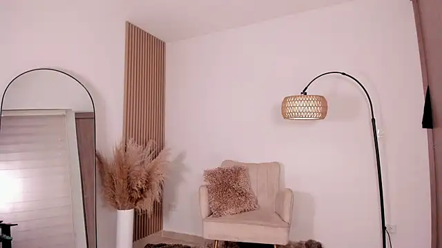 Snapshot of wandathompson_ chatting on 03-06-25, 02:18 wandathompson online show from 03-06-25, 02:18