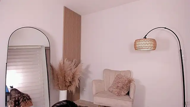 Snapshot of wandathompson_ chatting on 03-07-25, 05:17 wandathompson online show from 03-07-25, 05:17