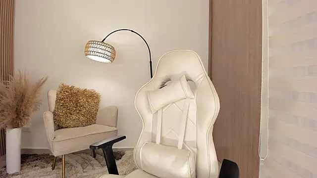 Snapshot of wandathompson_ chatting on 09-30-25, 11:04 wandathompson online show from 09-30-25, 11:04