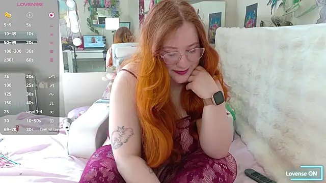 Snapshot of FluffyRainbowKity chatting on 06-14-26, 08:27 FluffyRainbowKity online show from 06-14-26, 08:27